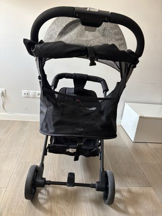 Silla de paseo negra MYLA