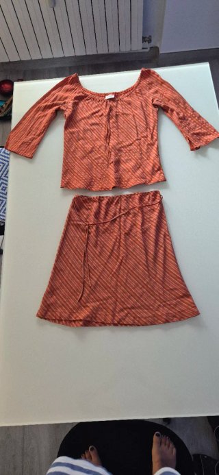Conjunto Falda y Blusa Talla M