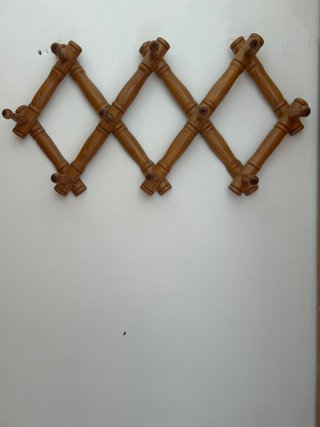 Perchero de madera plegable