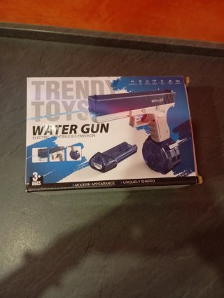 Pistola acqua elettrica Trendy Toys