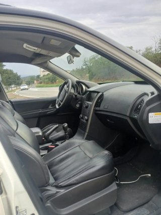 Mahindra XUV 500 2015