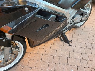 Honda VFR 750 RC36 Negra