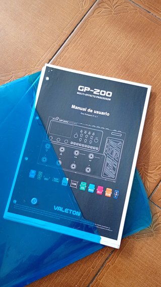 Valeton GP200 LT Multi-Effects Processor