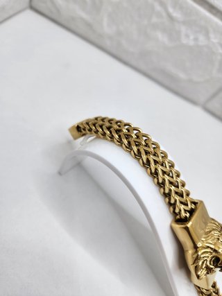 Pulsera Acero Quirúrgico León Chapado Oro
