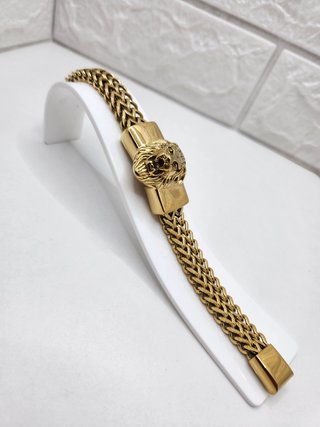 Pulsera Acero Quirúrgico León Chapado Oro
