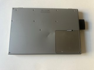 Apple PowerBook G4 Titanium 550 MHz – 512 MB RAM