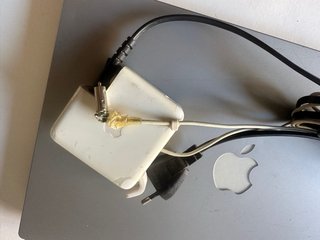 Apple PowerBook G4 Titanium 550 MHz – 512 MB RAM