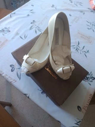 Zapatos de fiesta/novia Angel Alarcón beige