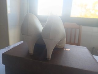 Zapatos de fiesta/novia Angel Alarcón beige