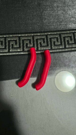 Mangos de bicicleta (rojo, morado, negro)