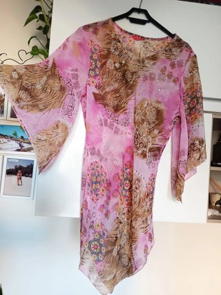 Copricostume fantasia rosa e beige