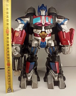 Optimus Prime Mega Powee Bots Transformer