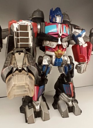 Optimus Prime Mega Powee Bots Transformer