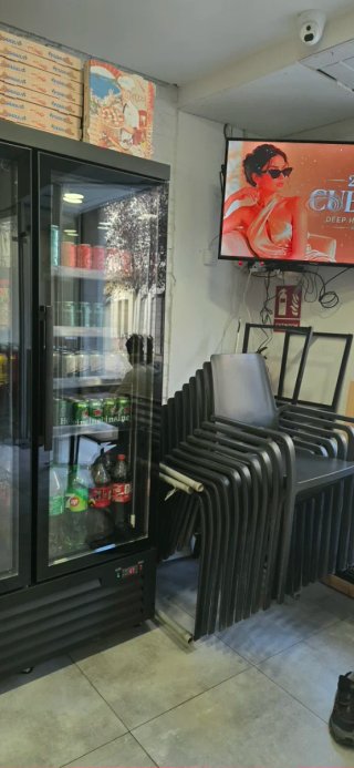 Bar Y Cafeteria