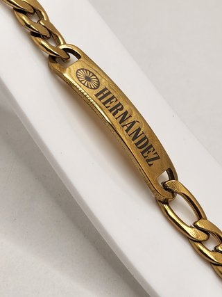Pulsera esclava chapado oro apellido Hernandez