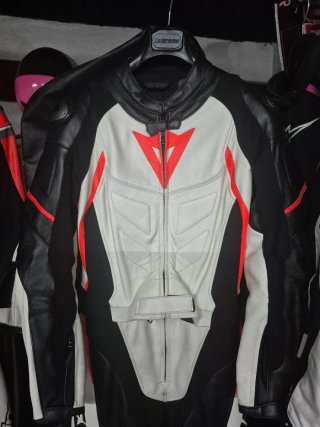 Mono Dainese Avro Talla 46