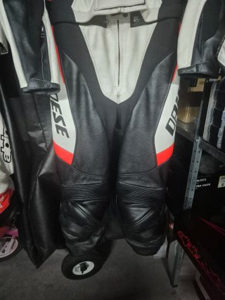 Mono Dainese Avro Talla 46