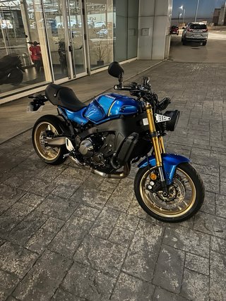 Yamaha XSR 900 Azul y Dorado limitada A2