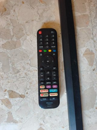 TV Hisense 75 Negra