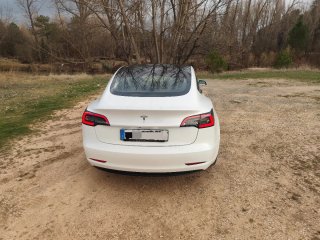 Tesla Model 3 2019