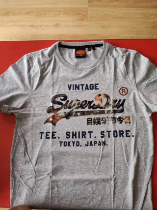 Camiseta Superdry Vintage Gris