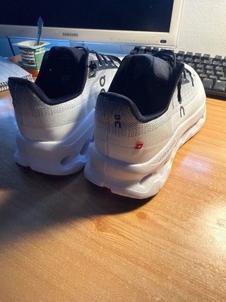 Zapatillas On Running CloudTecphase Gris/Blanco
