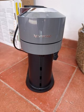 Cafetera Nespresso Gris