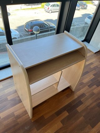 Escritorio / Mesa de estudio de madera