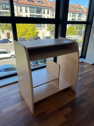 Escritorio / Mesa de estudio de madera