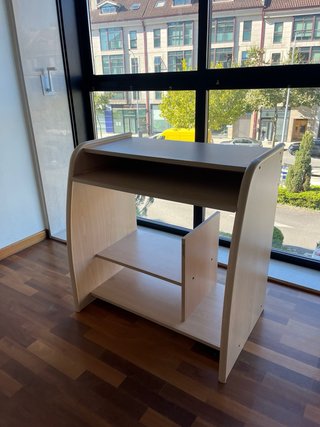 Escritorio / Mesa de estudio de madera