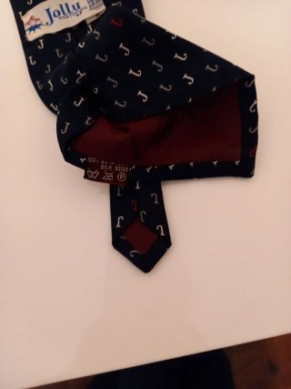 Cravatta in seta blu scuro