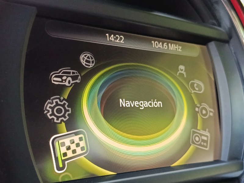 MINI Clubman 2016, foto 10