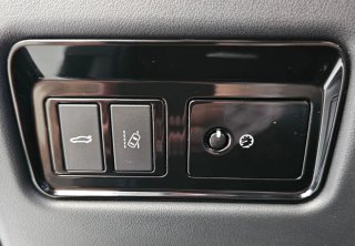 Jaguar XE 2018