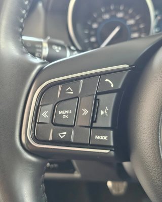 Jaguar XE 2018