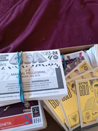 Lote 500 cromos Liga Este 2023-24