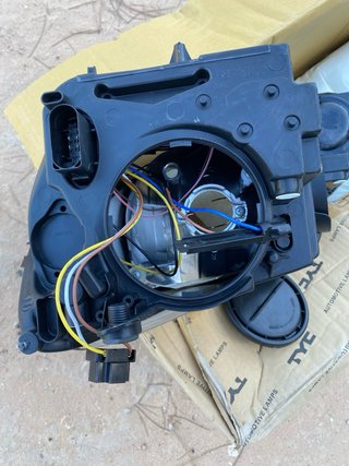 Faros Skoda Yeti Continental