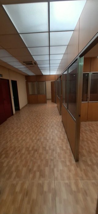 Tabiques fenólicos para oficinas