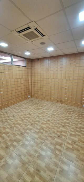 Tabiques fenólicos para oficinas