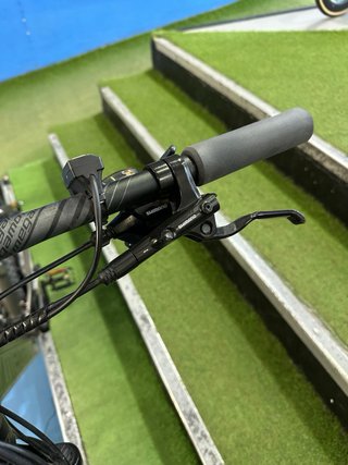 Megamo Kinetic 27.5 Eléctrica