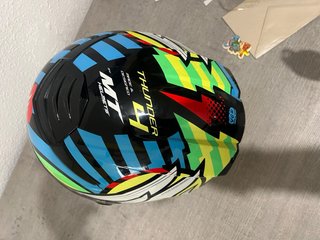Casco MT Thunder 4 Drax Talla M
