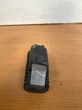 Estribera trasera derecha BMW R 850 R (1998)