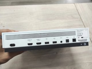 Consola Xbox One S 500GB Blanca (Sin Mando)