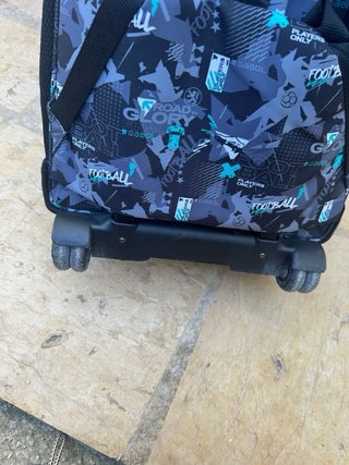 Mochila con carro y diseño de fútbol