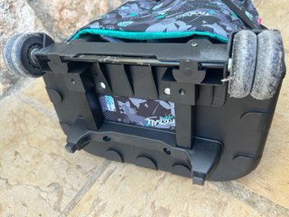 Mochila con carro y diseño de fútbol