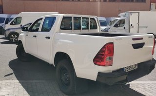 Toyota Hilux TOYOTA Hilux 2.4 D4D Cabina Doble GX TOYOTA Hilux 2.4 D4D Cabina Doble GX