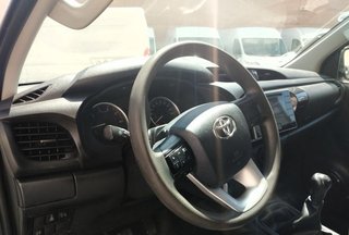 Toyota Hilux TOYOTA Hilux 2.4 D4D Cabina Doble GX TOYOTA Hilux 2.4 D4D Cabina Doble GX