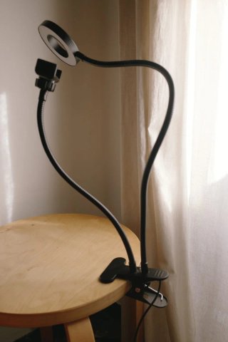 Foco LED Aro Móvil con Pinza