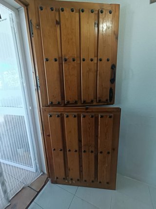 Puerta madera exterior doble apertura