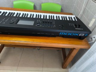 Teclado Yamaha MOOG+PLUS 88 teclas contrapesadas