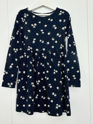 Lote 4 vestidos niña H&M (talla 6-8/ 130cm)